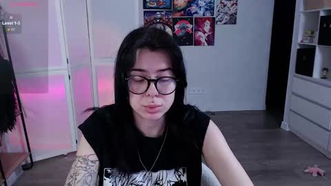 Ari online show from 22, 1, 2025