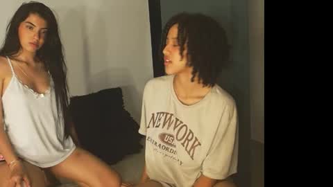 Alejandra online show from 10, 4, 2026