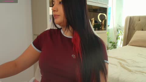 Elezabeth online show from 9, 4, 2026