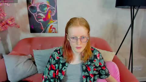 Snapshot of elizabeth_harpper chatting on 5, 1, 2025 Elizabeth online show from 5, 1, 2025