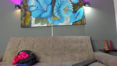 Elizabeth Lamer online show from 15, 12, 2025