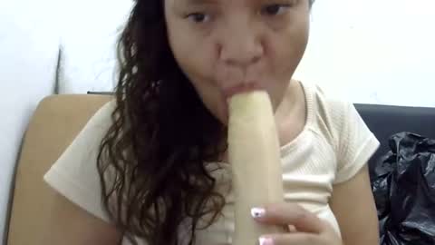 Snapshot of elizabeth_martinez_ chatting on 2, 3, 2025 Elizabeth Martinez online show from 2, 3, 2025