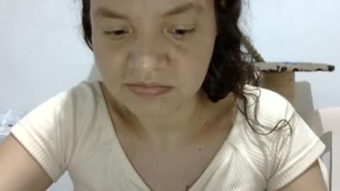 Snapshot of elizabeth_martinez_ chatting on 2, 3, 2025 Elizabeth Martinez online show from 2, 3, 2025