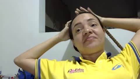 Snapshot of elizabeth_martinez_ chatting on 11, 9, 2025 Elizabeth Martinez online show from 11, 9, 2025