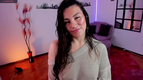 Snapshot of elizabeth_taylor_b chatting on 2, 12, 2024 Elizabeth online show from 2, 12, 2024