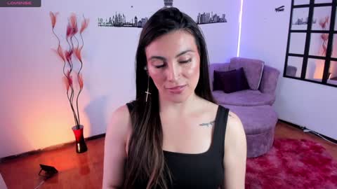 Snapshot of elizabeth_taylor_b chatting on 11, 12, 2024 Elizabeth online show from 11, 12, 2024