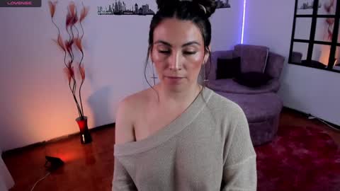 Snapshot of elizabeth_taylor_b chatting on 13, 12, 2024 Elizabeth online show from 13, 12, 2024