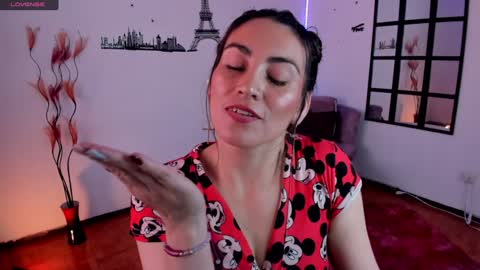Snapshot of elizabeth_taylor_b chatting on 10, 1, 2025 Elizabeth online show from 10, 1, 2025