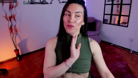 Snapshot of elizabeth_taylor_b chatting on 23, 1, 2025 Elizabeth online show from 23, 1, 2025
