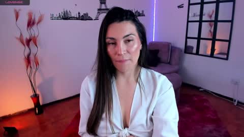 Snapshot of elizabeth_taylor_b chatting on 27, 2, 2025 Elizabeth online show from 27, 2, 2025