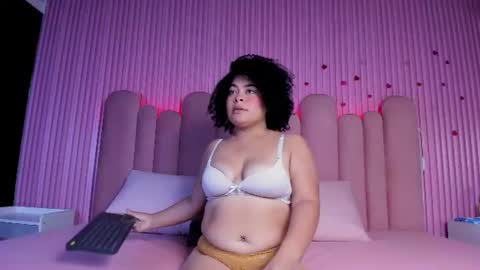 Snapshot of elizabethbloomm chatting on 18, 6, 2026 elizabethbloomm online show from 18, 6, 2026