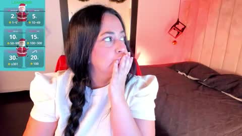 Lucia Vonne online show from 4, 12, 2025