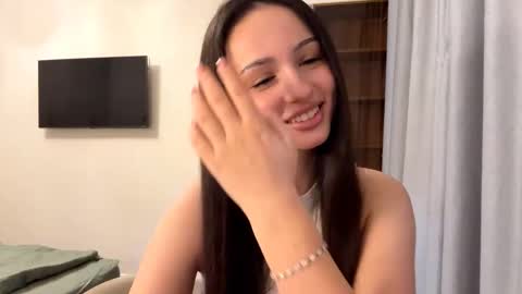 Mia online show from 20, 12, 2025