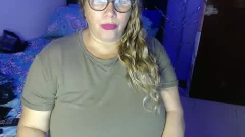 Snapshot of elizabethtaylor1 chatting on 8, 11, 2025 Elizabeth online show from 8, 11, 2025