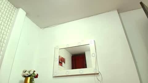 elizabetth_roman online show from 7, 2, 2026