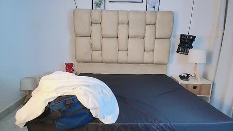 Eliza online show from 12, 9, 2025