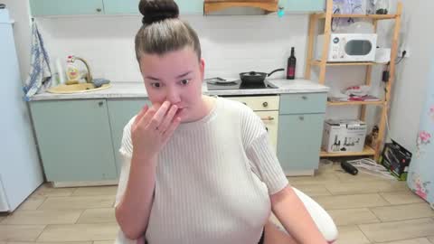 Lina online show from 4, 6, 2026