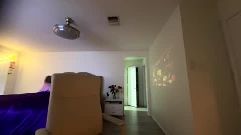 ella_ella_ella_ay online show from 24, 10, 2025