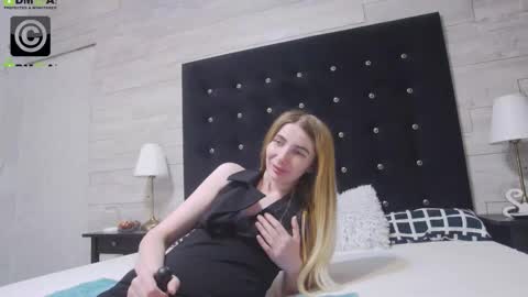 ella_lizzie online show from 20, 10, 2025