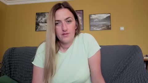 Snapshot of ella_max_live chatting on 16, 9, 2025 Ella Max online show from 16, 9, 2025