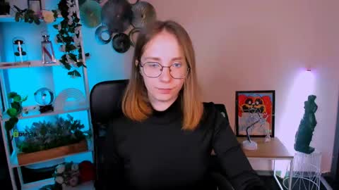 Ella online show from 14, 4, 2026