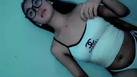 Snapshot of ella_walkerxxx chatting on 10, 6, 2026 ella_walkerxxx online show from 10, 6, 2026