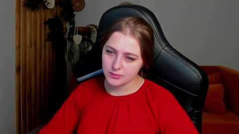 Snapshot of ellabells chatting on 12, 4, 2026 EllaBells online show from 12, 4, 2026