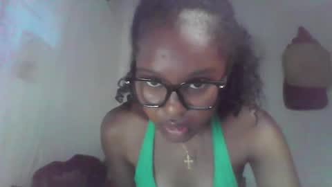 ellah245 online show from 14, 2, 2026