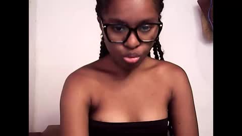 ellah245 online show from 2, 3, 2026