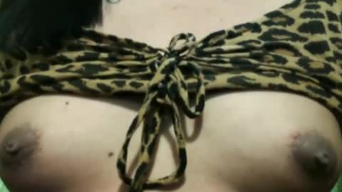 Snapshot of ellah_morena chatting on 5, 3, 2025 Ellah online show from 5, 3, 2025