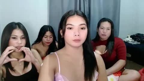 Snapshot of ellah_raj chatting on 9, 2, 2026 ELLAH online show from 9, 2, 2026