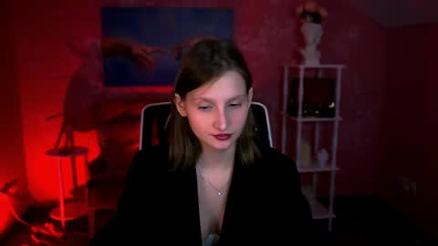 Ella online show from 14, 4, 2026