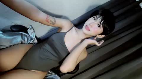 Snapshot of ellaliciousss chatting on 8, 7, 2026 ella online show from 8, 7, 2026