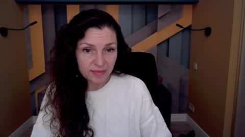 EllaLongs online show from 6, 1, 2026