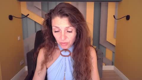 Snapshot of ellalongs chatting on 28, 6, 2026 EllaLongs online show from 28, 6, 2026