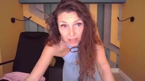 Snapshot of ellalongs chatting on 29, 6, 2026 EllaLongs online show from 29, 6, 2026