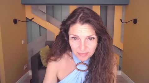 Snapshot of ellalongs chatting on 2, 7, 2026 EllaLongs online show from 2, 7, 2026