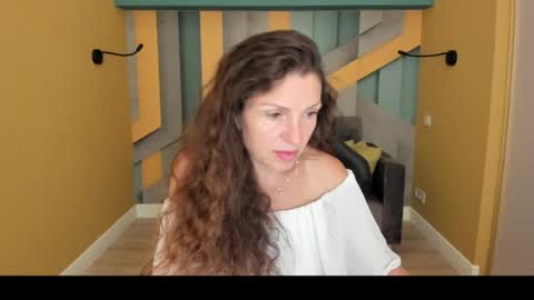 Snapshot of ellalongs chatting on 24, 7, 2026 EllaLongs online show from 24, 7, 2026