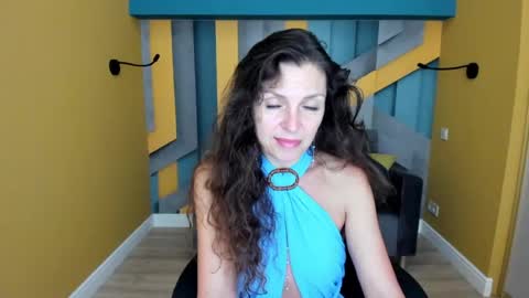 Snapshot of ellalongs chatting on 2, 8, 2026 EllaLongs online show from 2, 8, 2026
