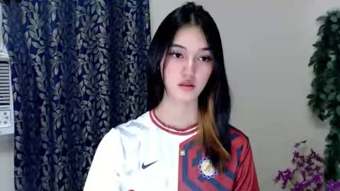 Snapshot of ellamiller69 chatting on 12, 9, 2025 ELLA online show from 12, 9, 2025