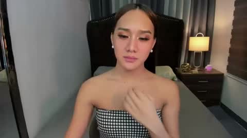 Snapshot of ellats_18 chatting on 6, 2, 2025 Sophia online show from 6, 2, 2025