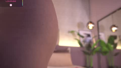 Snapshot of ellediane chatting on 12, 2, 2026 Elle Diane online show from 12, 2, 2026