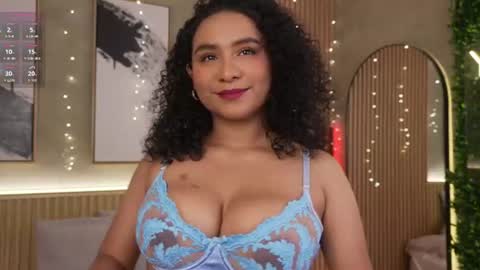 Snapshot of ellette_ chatting on 1, 8, 2026 princess online show from 1, 8, 2026