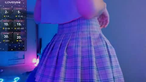 Snapshot of elli_26 chatting on 10, 7, 2026 Ellie online show from 10, 7, 2026