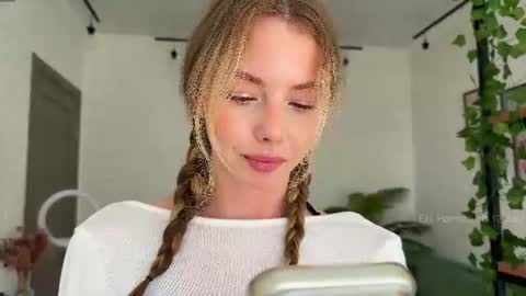 Snapshot of elli_harmon chatting on 12, 7, 2026 Ellie --- Ill see you either on Friday or Saturday and definitely on Sunday online show from 12, 7, 2026