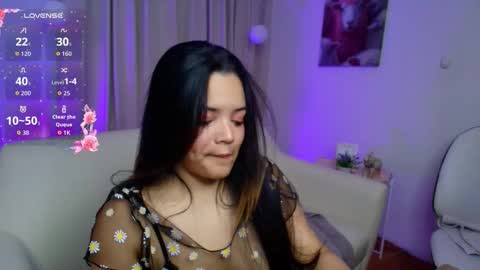 Snapshot of elli_snow chatting on 12, 11, 2025 elli_snow online show from 12, 11, 2025