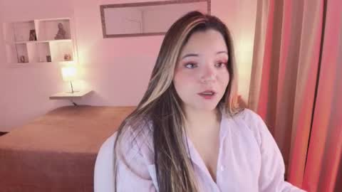 Snapshot of elli_snow chatting on 7, 1, 2026 elli_snow online show from 7, 1, 2026