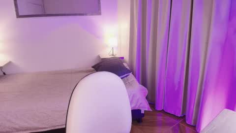 Snapshot of elli_snow chatting on 8, 1, 2026 elli_snow online show from 8, 1, 2026