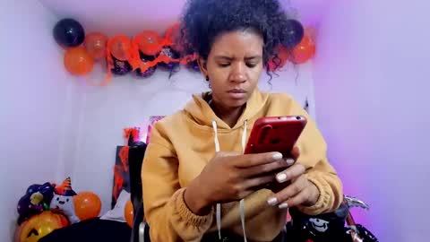  Ellie   online show from 26, 10, 2025