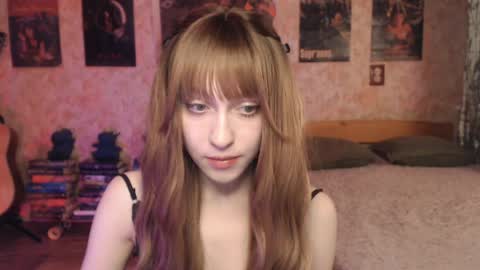 ellie_friendly online show from 15, 4, 2026